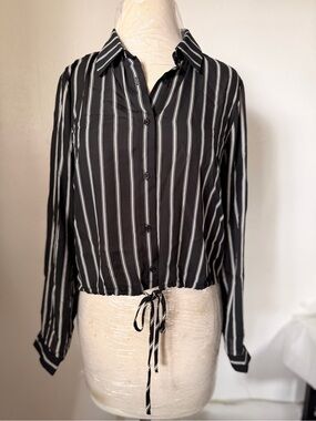 Forever 21 Black and White Vertical Stripe Button-Down Tie-Hem Shirt